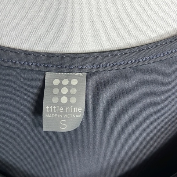 Title Nine Mad Dash Reversible Tank Top Black size S NWT - Picture 6 of 11